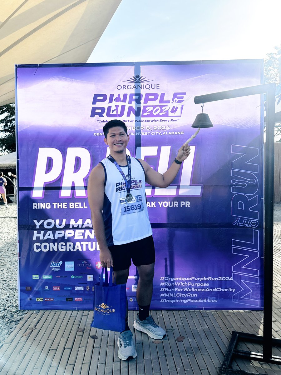 geloibalarosa's tweet photo. My first 15k run 😭🤘
Last one for this yr 👌🏻
#MNLCITYRun
#OrganiquePurpleRun https://t.co/2bzvNkDEyy