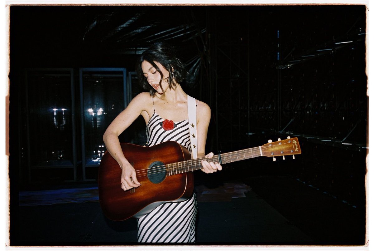 Gracie Abrams getting ready for The Eras Tour!

📸: Gabriella Hughes