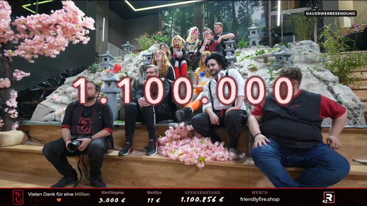 BorziSchafi's tweet image. Ich bin fertig mit den Nerven. 😭❤️😭❤️ #FriendlyFire10 #AlleLoben #WerSchneidetHierZwiebeln ❤️❤️❤️