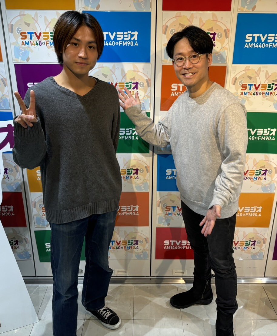 TAMU_RADIO's tweet photo. 今夜！
深夜1時からの #タムラジオ
苫小牧出身バンド #BANGLANG
Vo&amp;Gtのタイヨウさんが登場！

バンドを始めるきっかけや、初めてのライブハウストーク、新作「ROPS」に込められた想いなど伺います。

#stvradio https://t.co/HFlE4FlyGs
