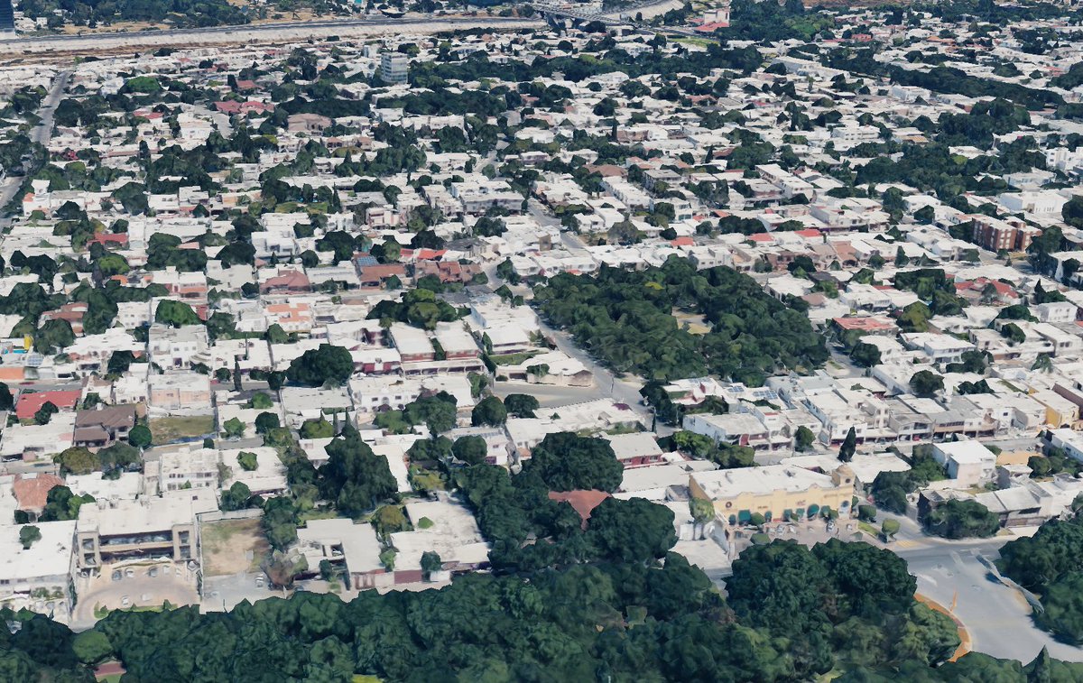 ElenoAM's tweet photo. Es interesante, porque la Del Valle (Monterrey) no es cara por sus amenidades urbanas, como Puerto Madero, Ipanema o Vitacura, sino porque solo son casas grandes en terrenos grandes. https://t.co/ntjvxQkrm9