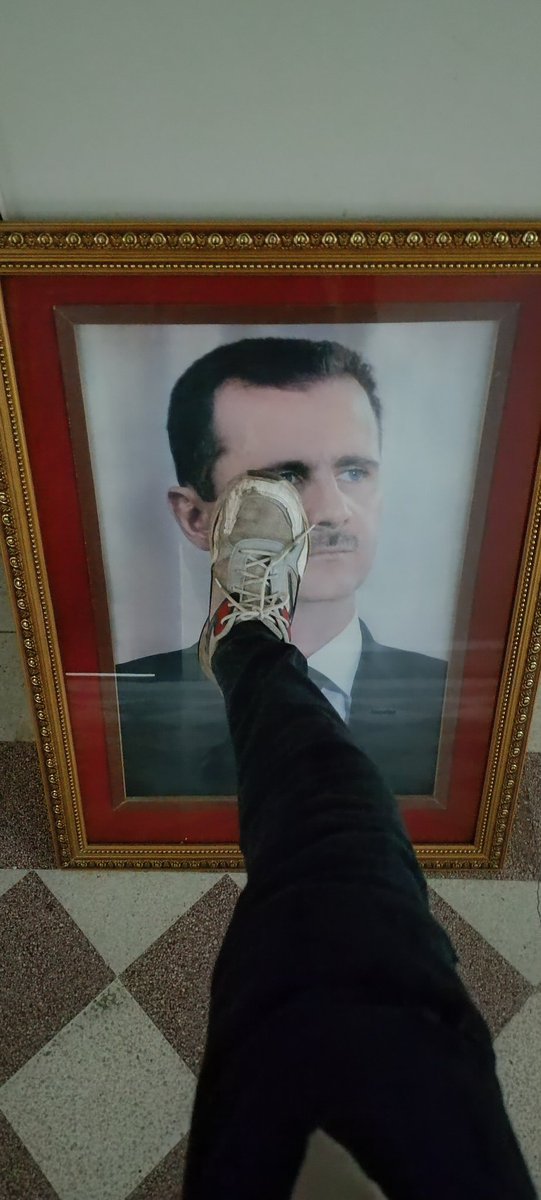 AzAldinAlali's tweet photo. #ساعة_الصفر
احفظوا هذا التاريخ انه يوم 
انتصار الثورة السورية 
2024/12/8 https://t.co/MQEbffpej7