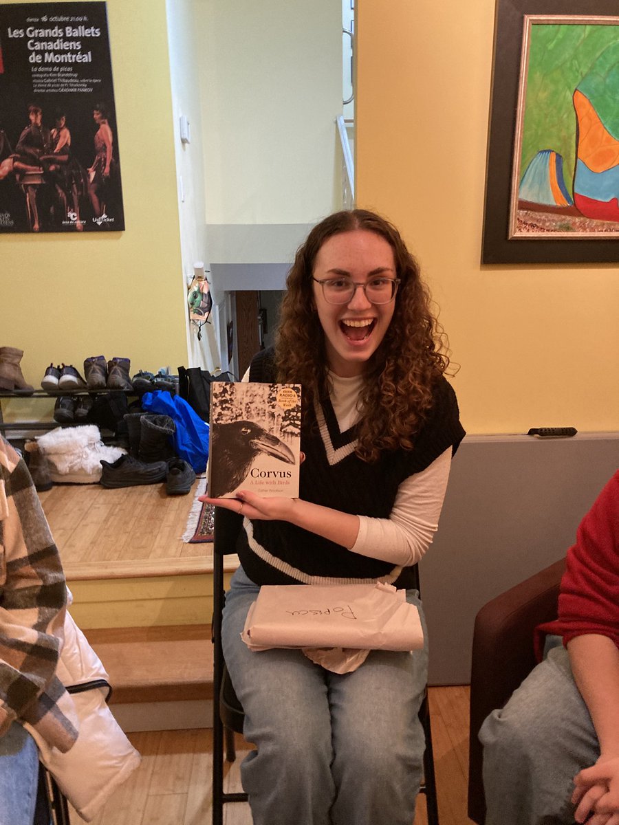 photopidge's tweet photo. Jokes by the undergrads, hilarious games, an epic potluck, and continuing @EcoEvoEvoEco tradition of book battles round out #GotandaLab 2024 holiday party!! #NewPI https://t.co/hstA4Nifr4