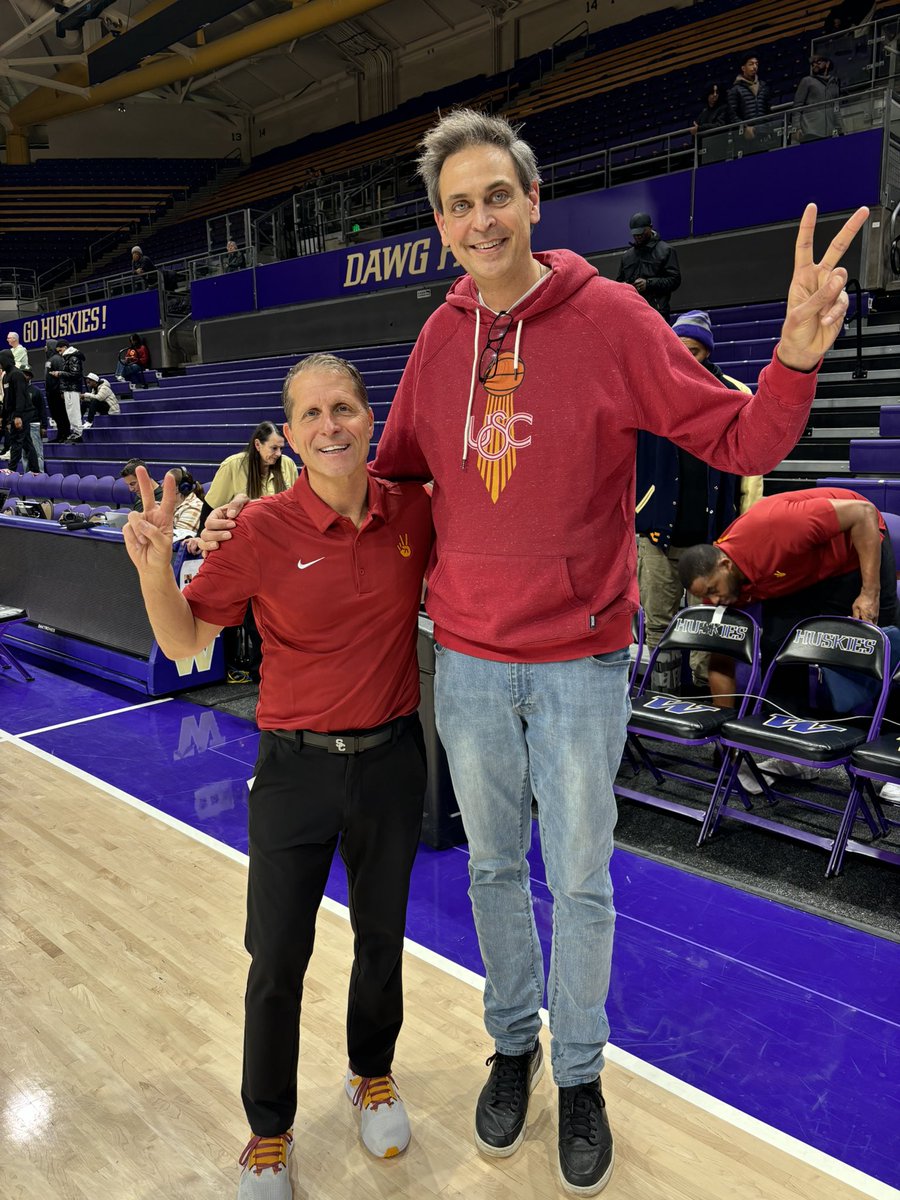 <a href="/USC_Hoops/">USC Men's Basketball</a> class of 1996, Kirk Homenick ✌️