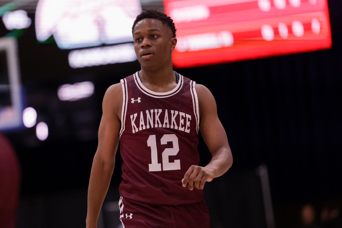 j7images's tweet photo. Some images of @MyairThompson from @ChiEliteClassic today - @KaysBasketball https://t.co/OICQTIIU08