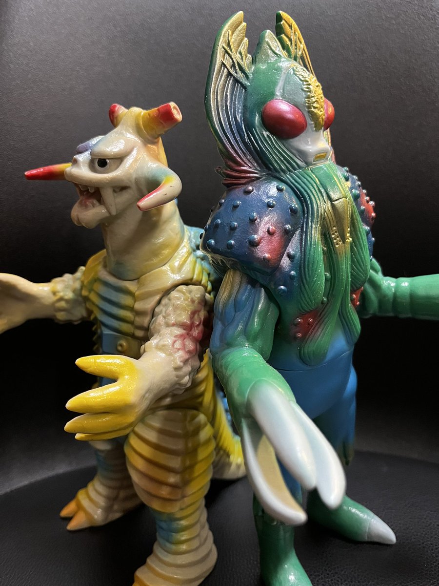 ベアモデル、#ギタギタンガ と、#アングラモン。#ウルトラマンA で別段