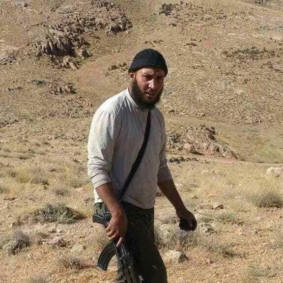 أخي مفقود منذ عدة سنوات 
عبد الجليل الخالدي 
١٨/٦/٢٠١٦ على حاجز القطيفة 
من يحصل على معلومات يخبرنا لعله في #سجن_صيدنايا 
نشر على أوسع نطاق يااخوة