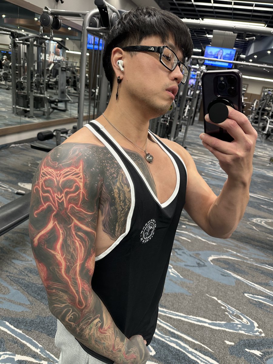iWillLiftovers's tweet photo. Massive push day completed!
Dinner then live on @MarvelRivals 
We go ranked tn!!! #MarvelRivals #ScarletWitch #Wanda #CovenOfChaos #Marvel @Myprotein @Gymshark https://t.co/aGwAZkDwoE