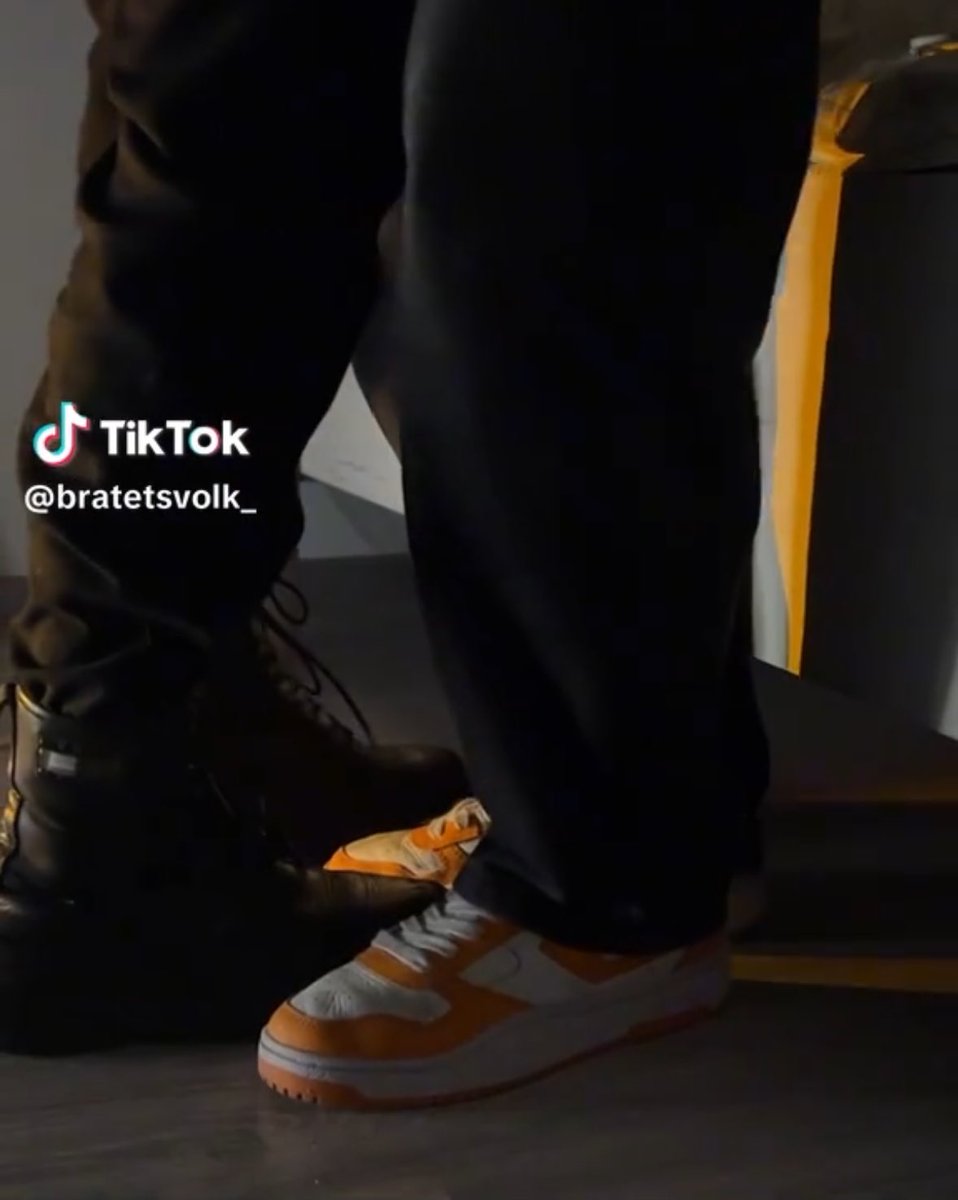 JEREJ3AN's tweet image. yeah