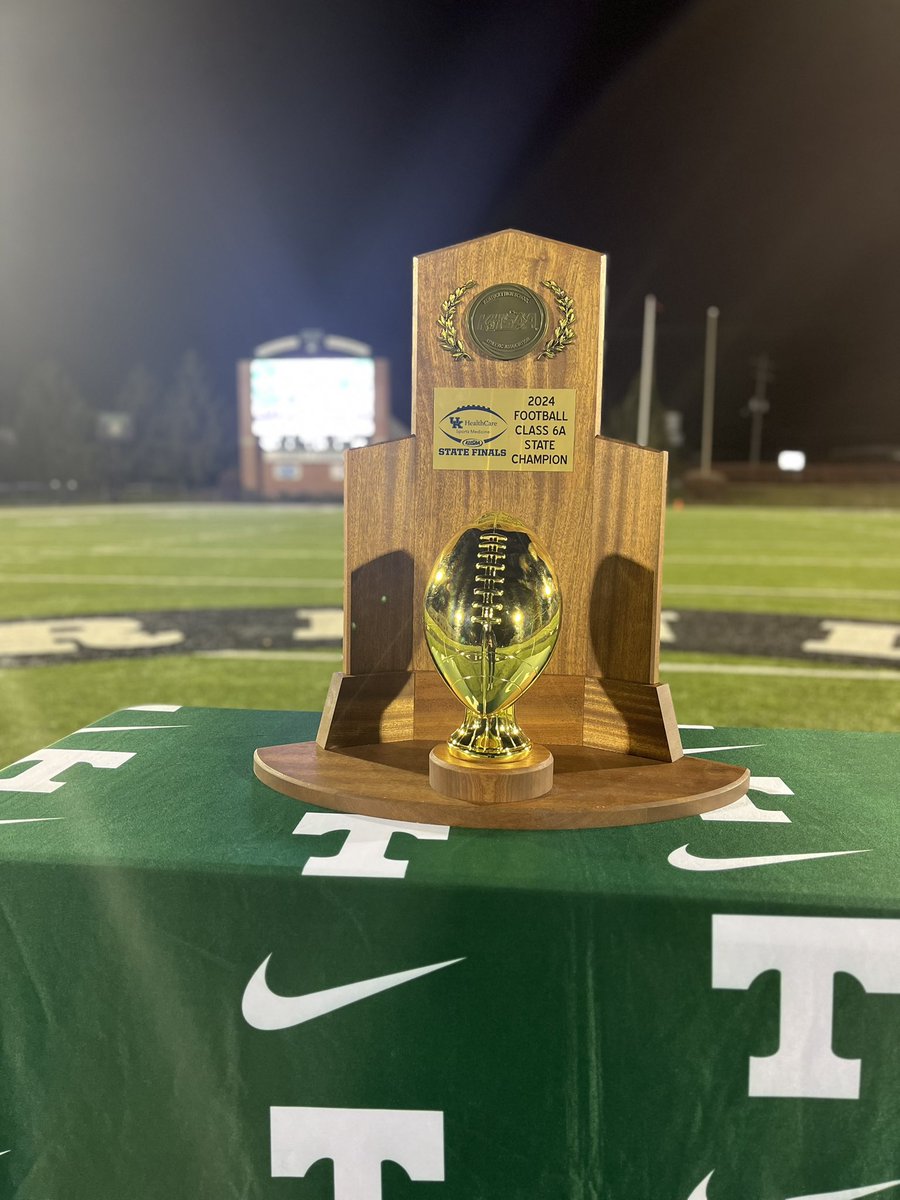 trinitysports's tweet photo. The BIG TROPHY has arrived at 4011 Shelbyville Road. ☘️🏈🏆 https://t.co/k2R0H1rgWR