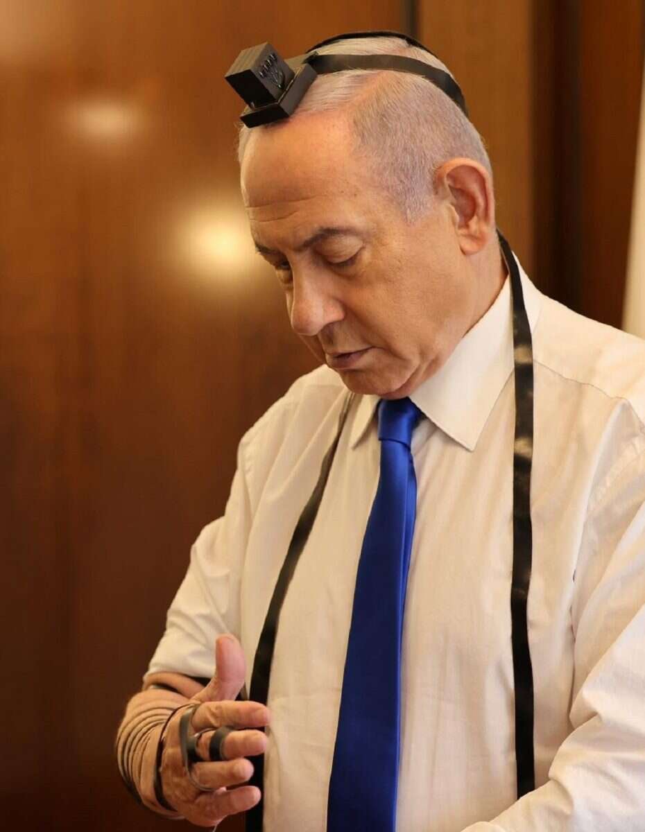 NiohBerg's tweet photo. "Bashar al-Assad must understand that he is playing with fire"

- Benjamin Netanyahu, 26th of November https://t.co/KRAg8HZXue