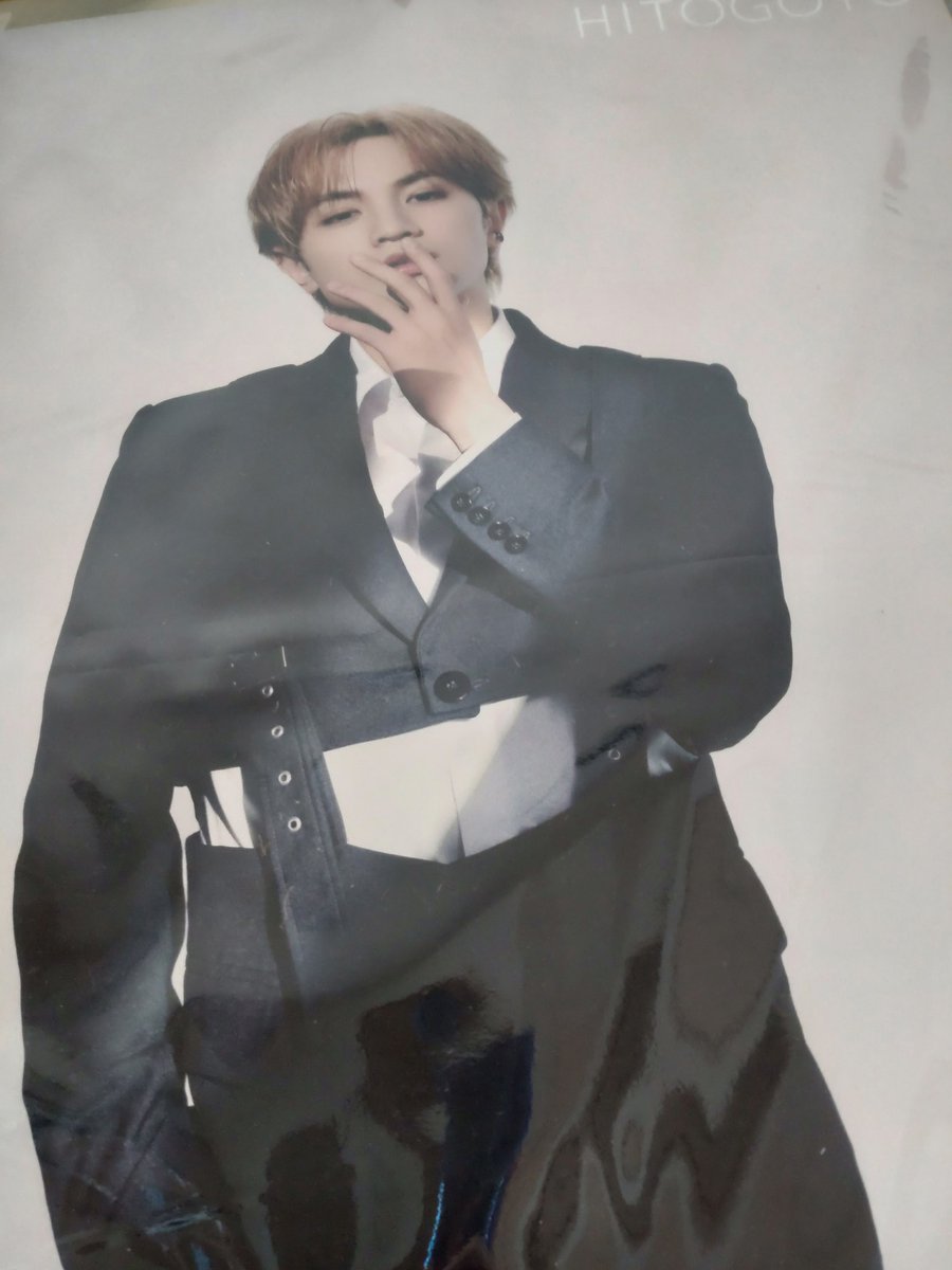 LOVE_0313_Kento's tweet image. HITOGOTOポスター当たった🥹
HITOGOTOオリジナルポスターに続きSonyさんありがとうございます😊

#中島健人のヒトゴト
#中島健人