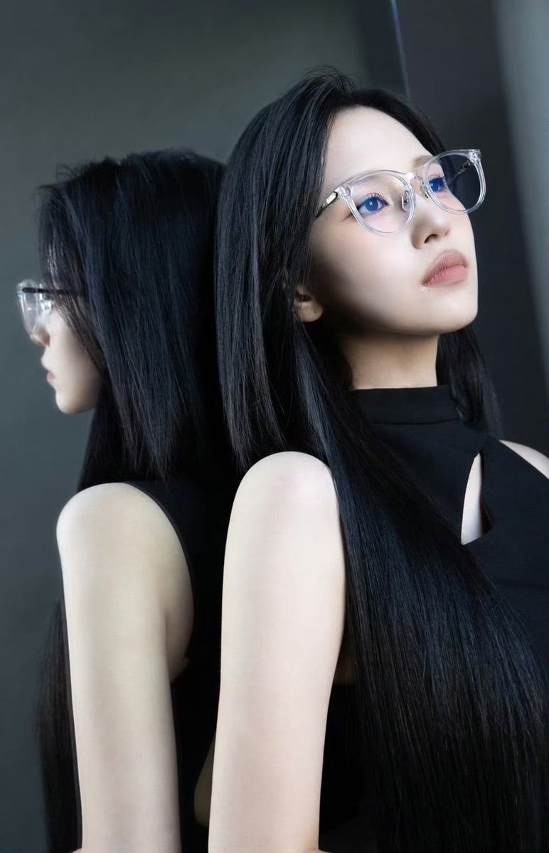 rainbowmyoi's tweet photo. CEO MINA MYOI https://t.co/kQ6GtAI8hd