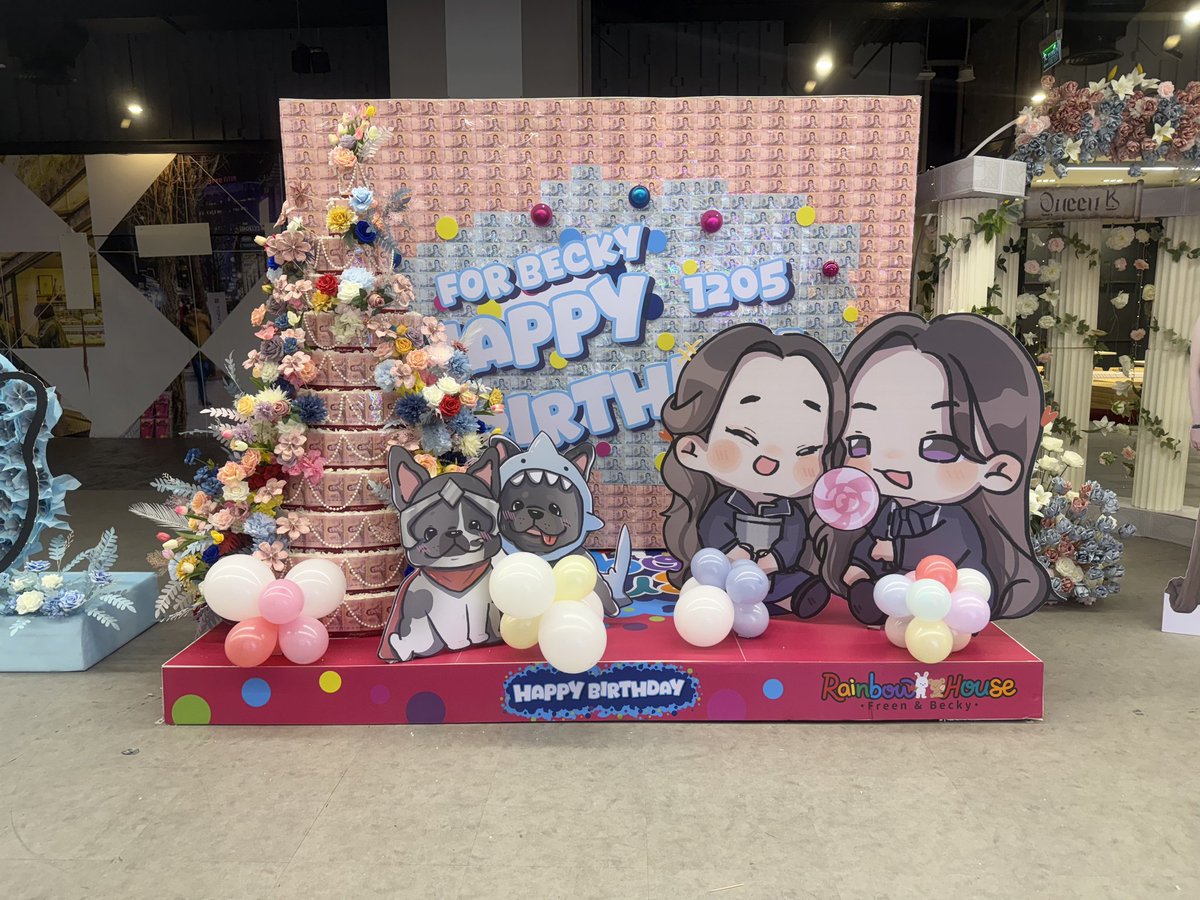 FB_RainbowHouse's tweet photo. Happy Birthday My Queen 👑

#beckysangels #มามี้ของน้อนเบค #2BTheQUEEN𖤍 #BeckyArmstrong https://t.co/X3JTFwI1et