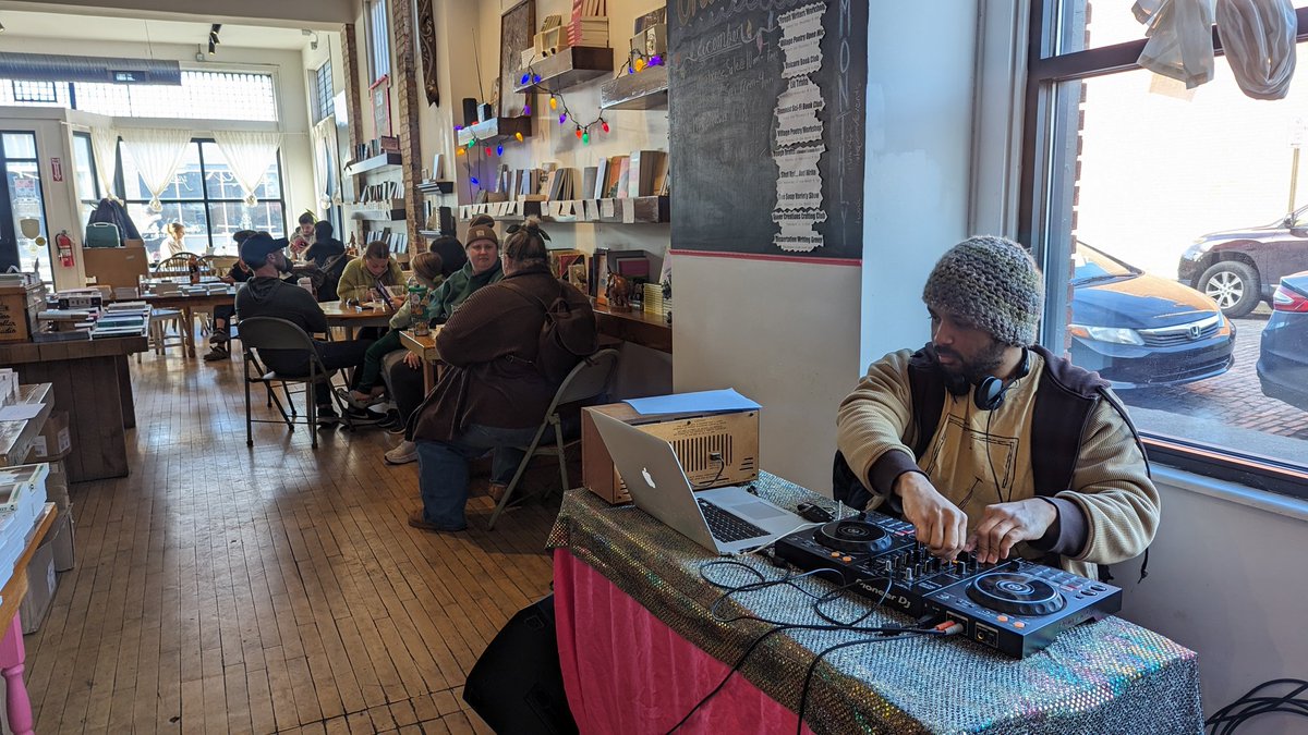 Gary Lovely (@colonellovely) on Twitter photo Thank you from the bottom of my heart to everyone who came to the warehouse sale, bought books, got tattoos, and partied with us all day.
Love you all.
<a href="/TwoDollarHQ/">Two Dollar Radio HQ</a> Thank you from the bottom of my heart to everyone who came to the warehouse sale, bought books, got tattoos, and partied with us all day.
Love you all.
<a href="/TwoDollarHQ/">Two Dollar Radio HQ</a>