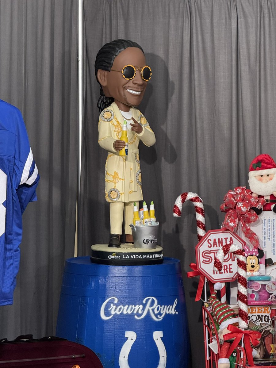 Derry00's tweet photo. @SnoopDogg we have an annual fundraising telethon in Kokomo Indiana. A 43” bobble head of you is auctioned each year and then donated back the next year. Currently the bid is $1500. We would love to hear a shout out from you! https://t.co/LKgh2foQNg