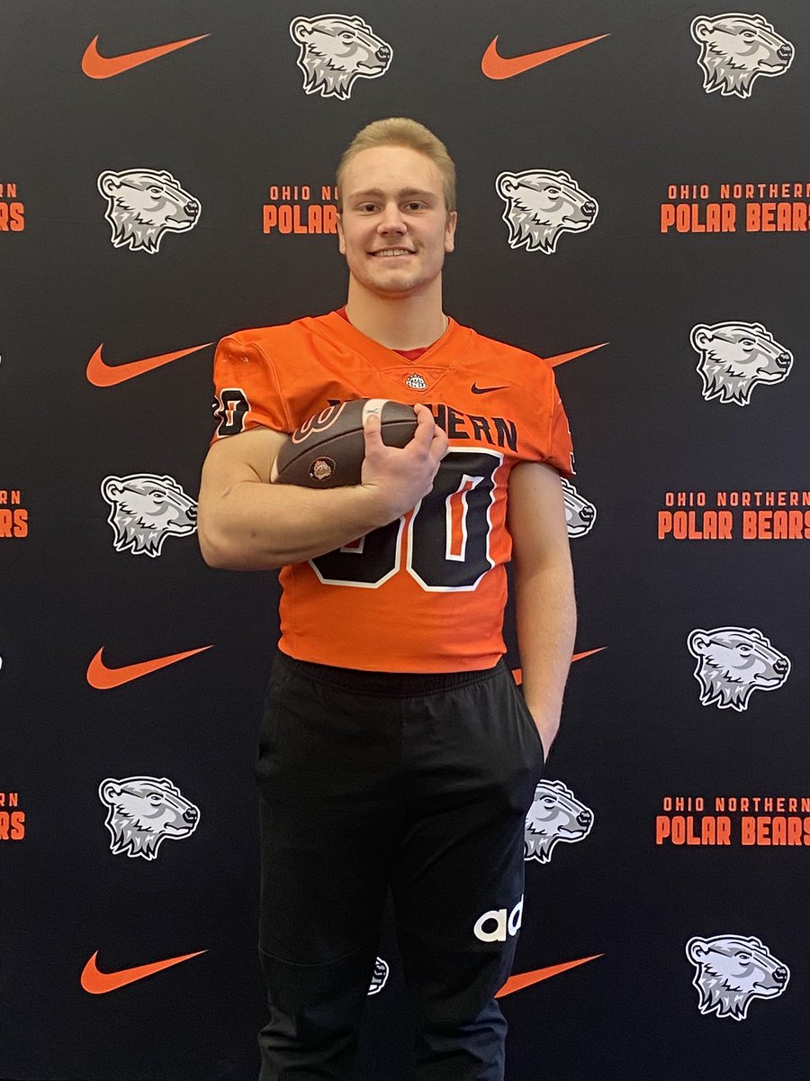 AaronReichert30's tweet photo. Great visit with @OhioNorthernFB! Thanks @CoachVThomas, @Coach_Fries, and @coachR_Brown for having me. 

Excited to receive my second collegiate offer as well! Go polar bears! https://t.co/KtNVecvawf