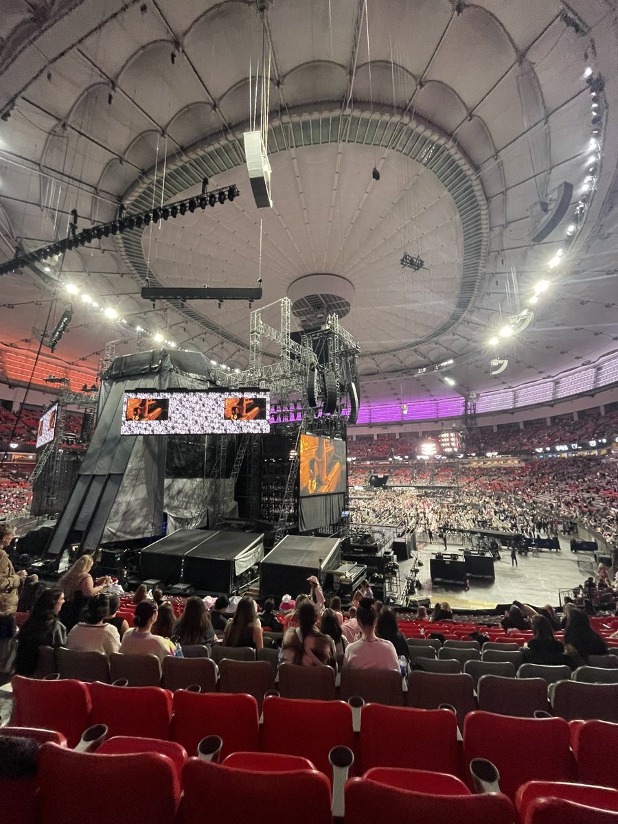 plindersun's tweet photo. These seats!!!! I’m gonna see the guitar acoustic set !!! I’m gonna see Taylor leave !!! 😭✨👸🏼🥰 #VancouverTSTheErasTour #TSTheErasTour @taylornation13 https://t.co/dt1AWC3e4s