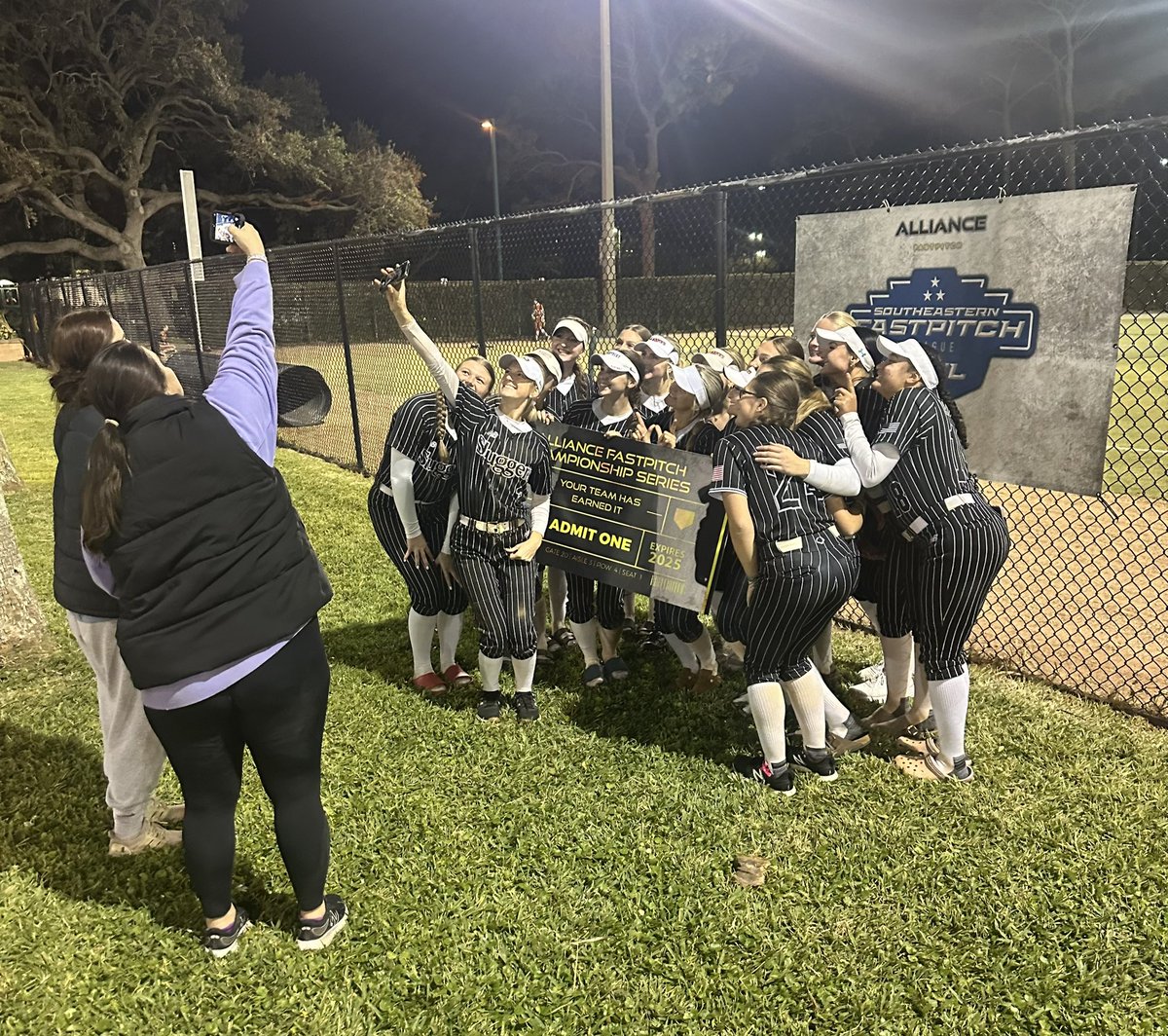 Lady Sluggers ‘07 tweet media