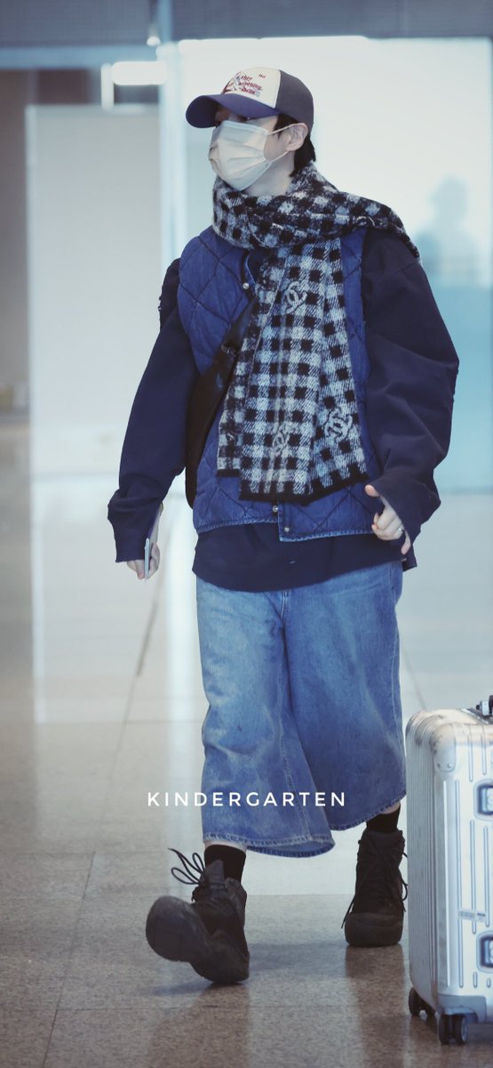 kin_718's tweet photo. 2024.12.08
베이징 서우두 국제공항
태민🖤💙🩵

#태민 #TAEMIN #テミン https://t.co/cRxAdOfLa7