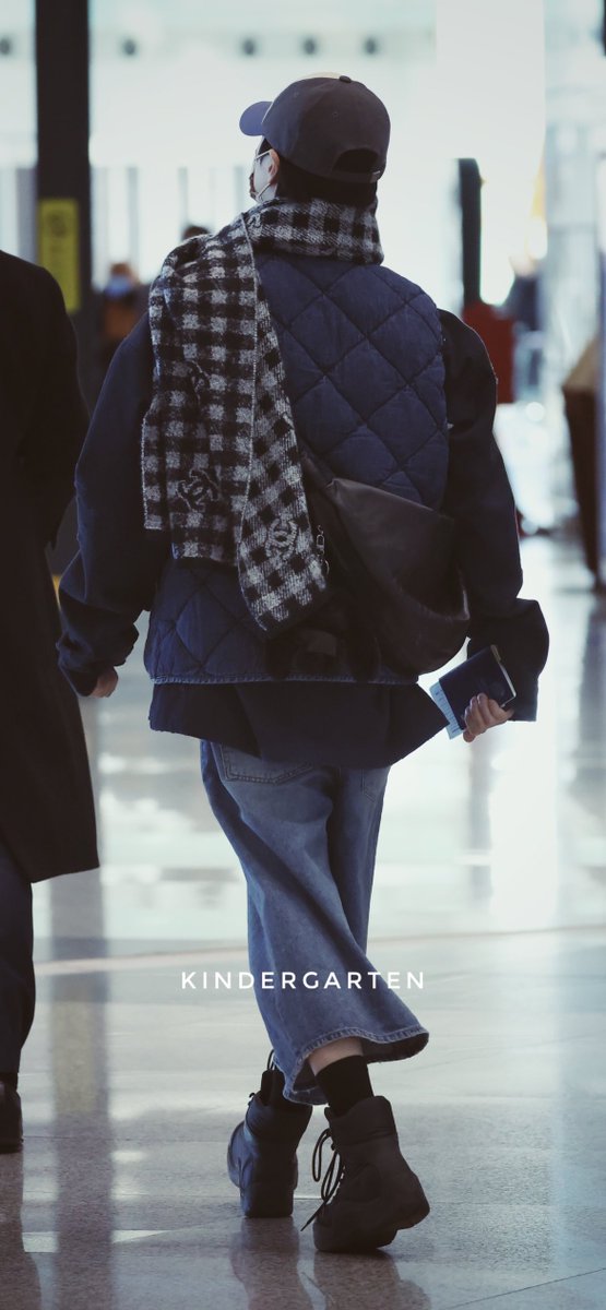 kin_718's tweet photo. 2024.12.08
베이징 서우두 국제공항
태민🖤💙🩵

#태민 #TAEMIN #テミン https://t.co/cRxAdOfLa7