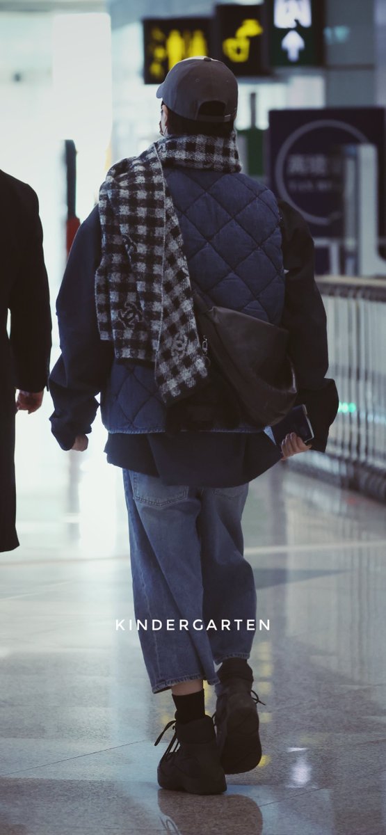 kin_718's tweet photo. 2024.12.08
베이징 서우두 국제공항
태민🖤💙🩵

#태민 #TAEMIN #テミン https://t.co/cRxAdOfLa7