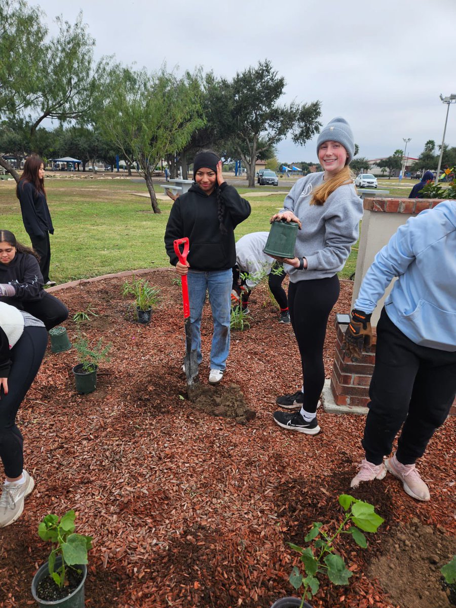 Sharyland Softball tweet media