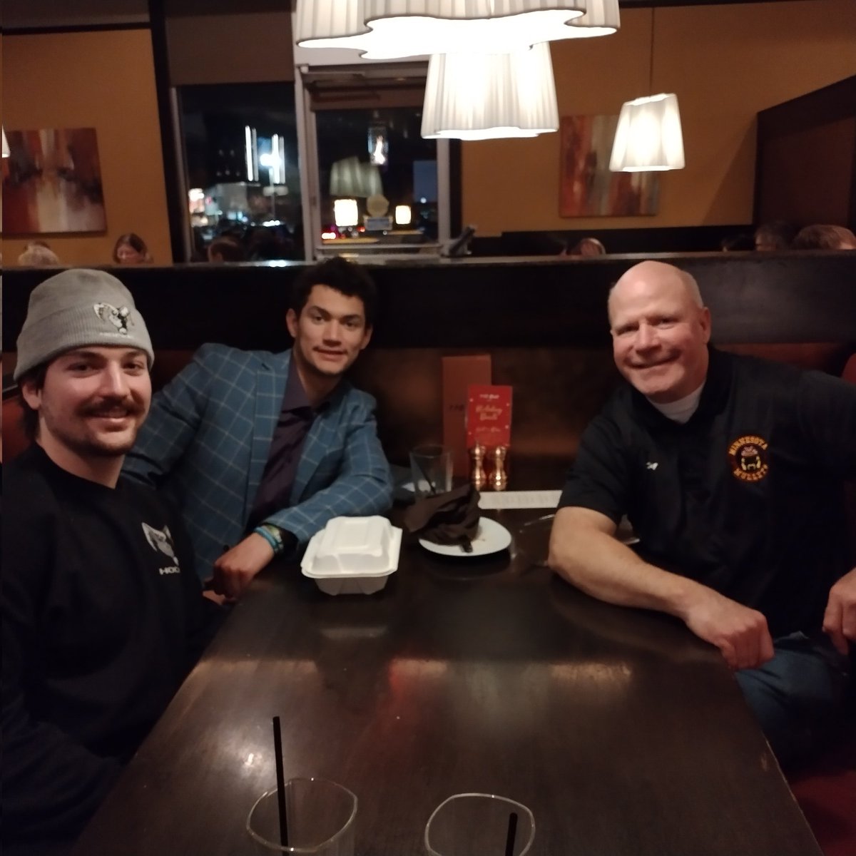 jlheimerl's tweet photo. I spent the day with two former junior hockey billet sons in Massachusetts, watching their college hockey teams play and then sharing a meal together.  I am truly blessed.  Thank you Alexander and Brent for an amazing day. #BeABillet https://t.co/TPGq4r2hwJ