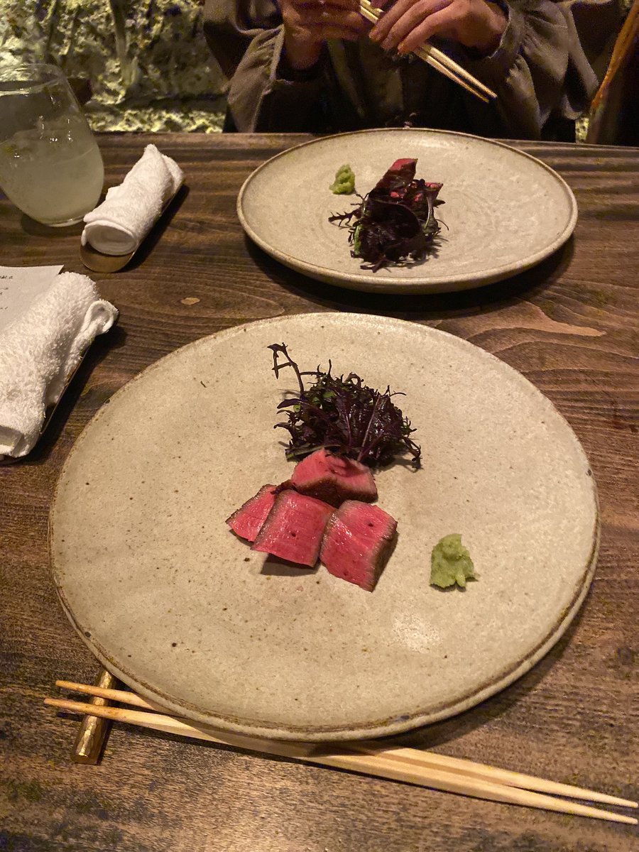 nobineet's tweet photo. 和牛A5初めて食べた😋 https://t.co/x7sRpR32gC