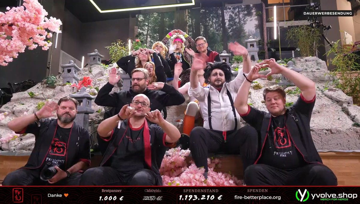 Titus2514's tweet image. #FriendlyFire10 #AlleLoben &amp;lt;3