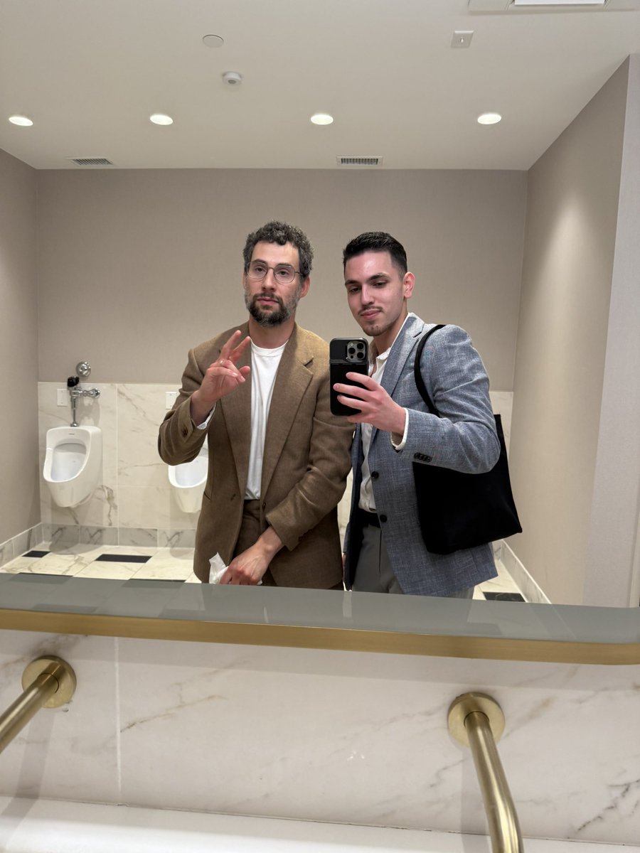 so i met jack antonoff in the bathroom