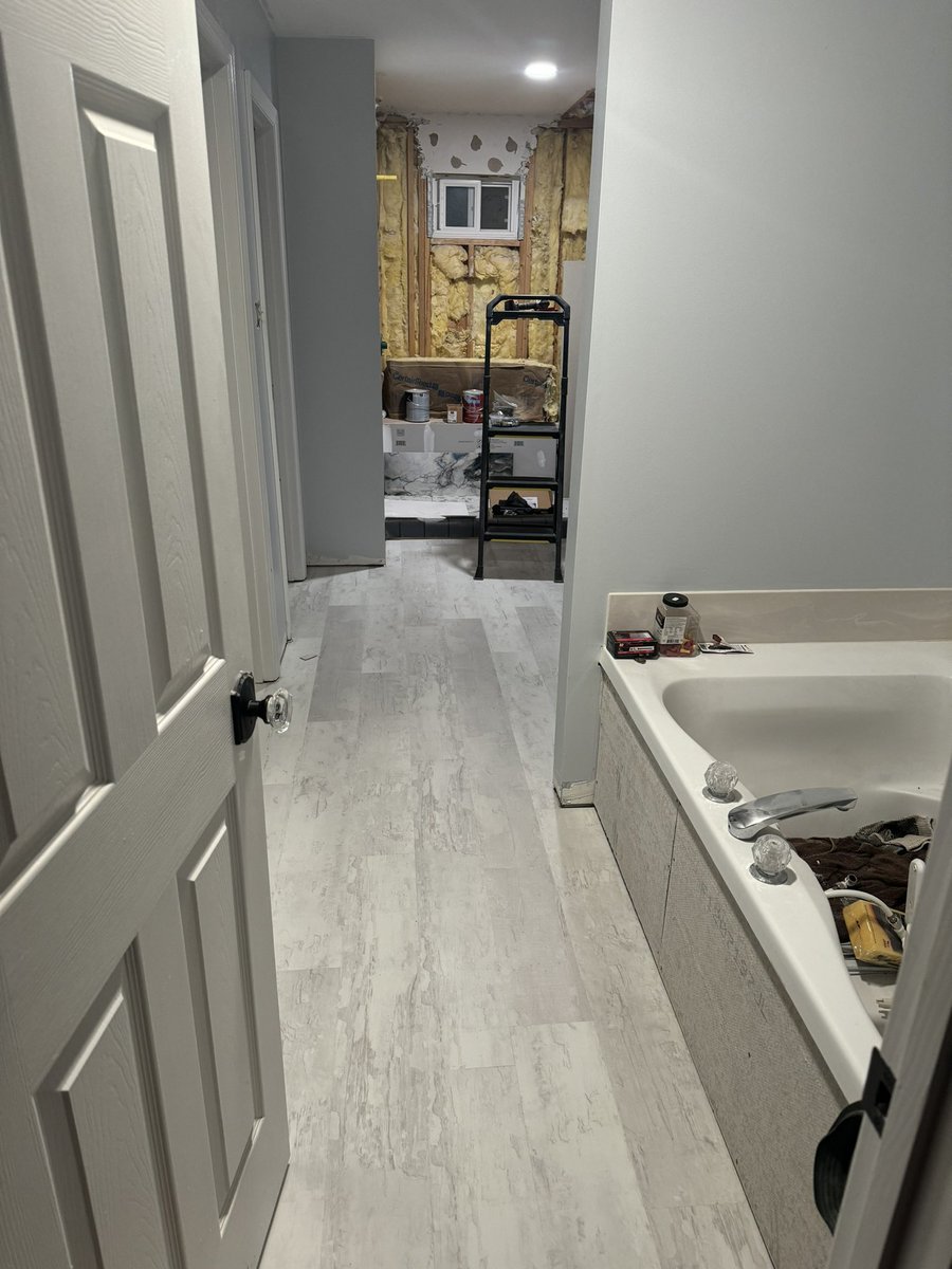 JamieWunderle's tweet photo. Bathroom progress!!! Finally seeing my vision.   Still have a lot of small touches, finishing the shower, baseboards and a few sections of wallpaper. https://t.co/XJ4WeuUnLv