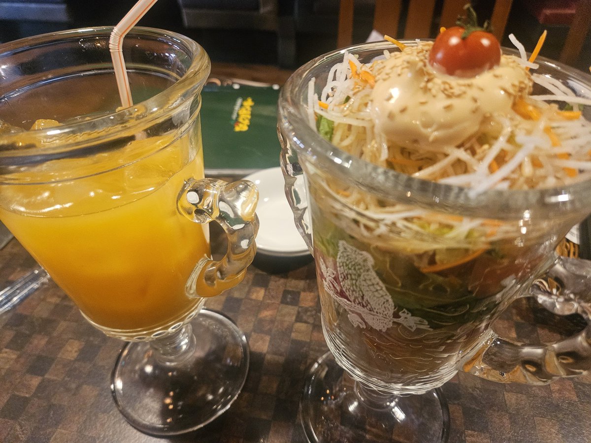 jddjda's tweet photo. いやはや
でかすぎやろ。そのに。(笑) https://t.co/5LfzMiqJvy