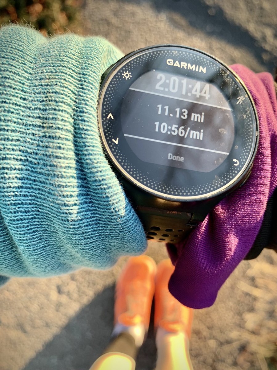 lingbird0's tweet photo. Great weekend long run 🏃‍♂️🏃‍♀️
Hubby: 11.26 miles,pace: 9:19/mi
Me: 11.13 miles, pace: 10:56/ mi

#weekendlongrun #runner #running #runchat #runmotivation #longrun #runhappy https://t.co/88K5CES31X
