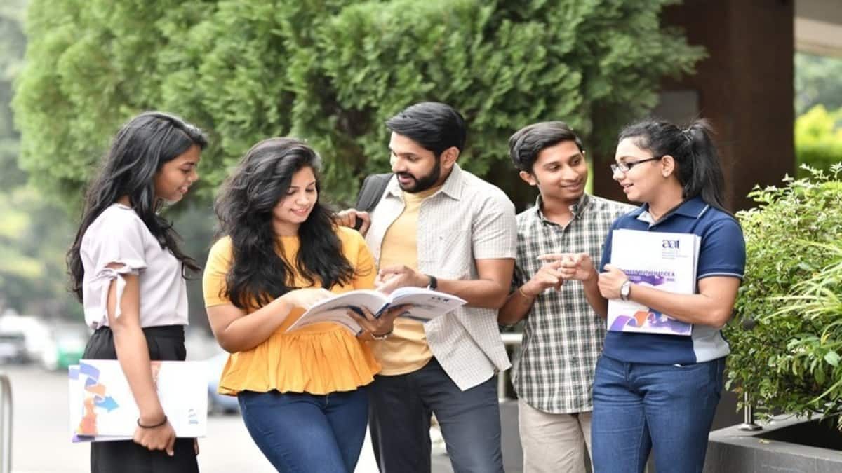 careers360's tweet image. CLAT 2025 Final Answer Key Out: 4 questions dropped from UG paper, modification in 8 PG exam answers
#CLAT2025
#CLAT2025finalanswerkey
#CLAT2025result
buff.ly/4inDOfE