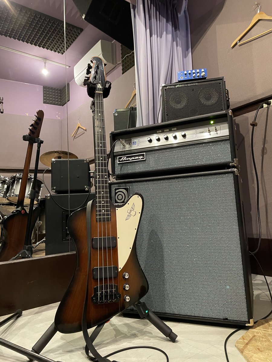 okkiena69's tweet photo. お疲れさまでした🤗
#ampeg
#V4B
#SVT212AV
#サンダーバード https://t.co/dFH14k0bNO