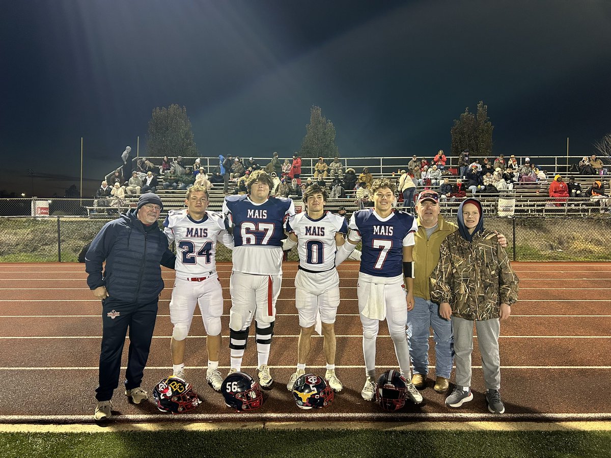 It was great to see these guys get to play 1 more HS FB game. Wish they had all been on same team, but they did well &amp; came out healthy. Appreciate all they have done for our program.