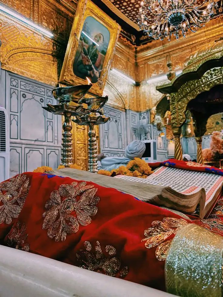alsolahoriye's tweet photo. ਬਿਰਥਾ ਜਨਮੁ ਤਿਨਾ ਜਿਨ੍ਹ੍ਹੀ ਨਾਮੁ ਵਿਸਾਰਿਆ ॥ ਜੂਐ ਖੇਲਣੁ ਜਗਿ ਕਿ ਇਹੁ ਮਨੁ ਹਾਰਿਆ ॥

#ਵਾਹਿਗੁਰੂ 🙏❤ https://t.co/FOBIsLwmlX