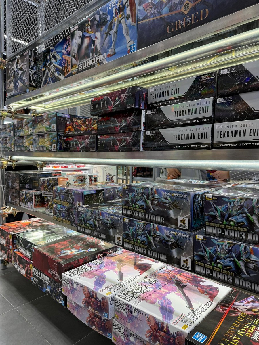 今や多くの場所でガンダムは手に入りません。そういうビジネスが増えてもいいんじゃないですか。🤣