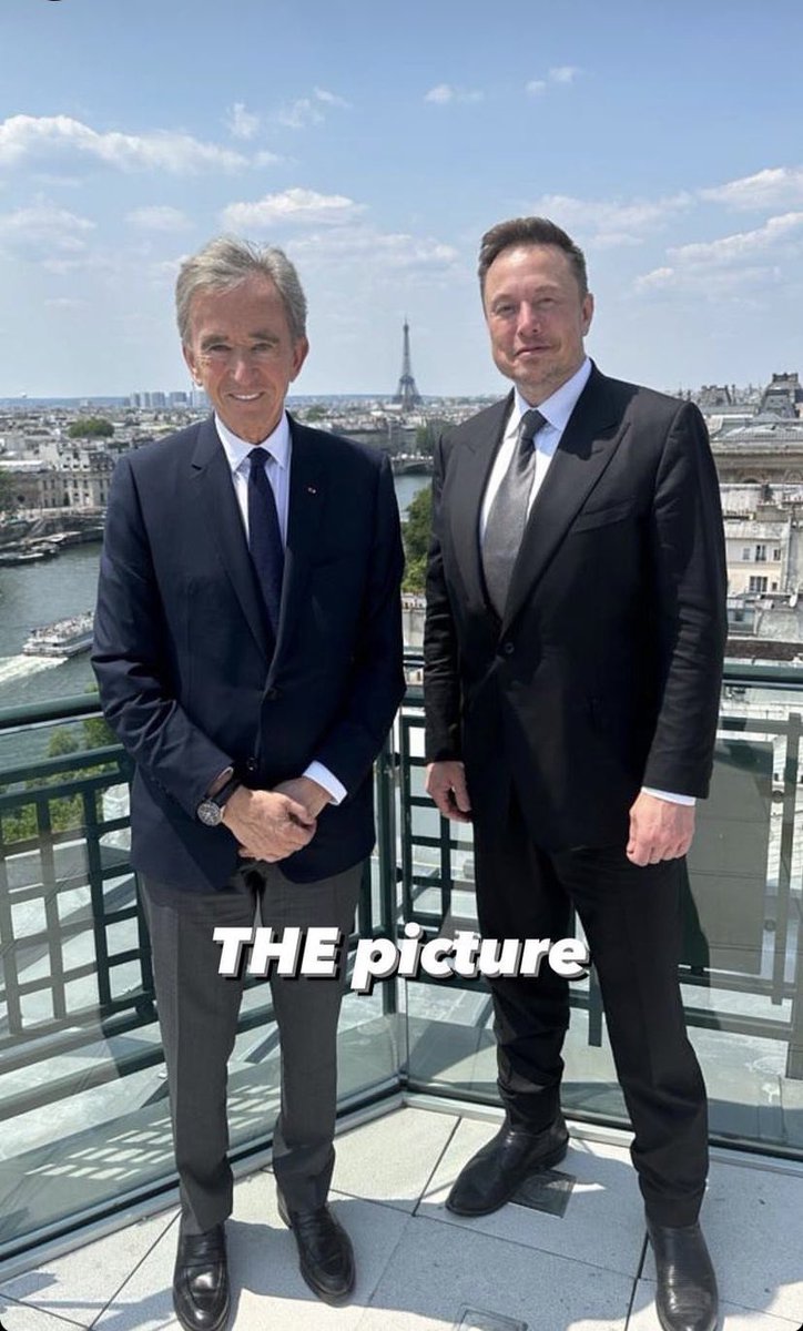 cb_doge's tweet photo. Over half a trillion dollars of networth in one picture. https://t.co/1etDhBvDzA