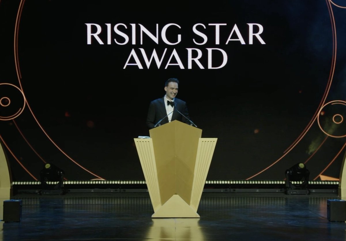 OH MY GOD

RISING STAR WINNER 🤩

LETS GOOOOOOOOOOOOO <a href="/Misterarther/">ARTHER</a>