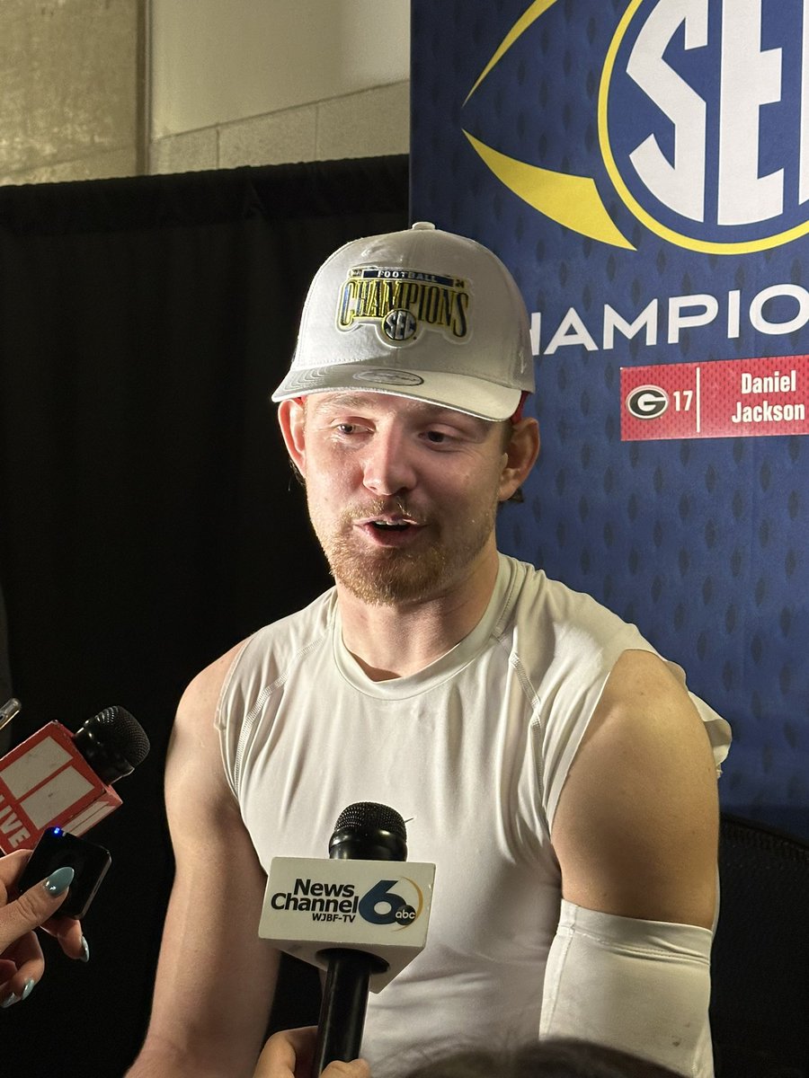 geosomerville's tweet photo. #GeorgiaFB Postgame presser: Trevor Etienne, CJ Allen, Dan Jackson, Jalon Walker
#SECChamps #GoDawgs @TheTouchdownNFL https://t.co/5yXrzKEI15