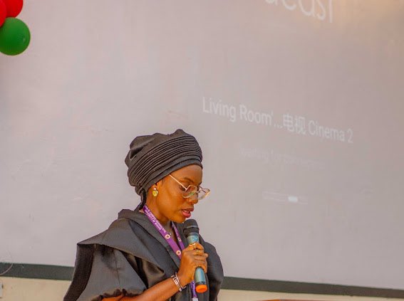 ucj_ui's tweet photo. UCJ UI President, Elizabeth Tosanwunmi giving the induction speech on behalf of Ms. Motunrayo Alaka
#campusjournalists #studentjournalists #gcjs #globalcampusjournalismsummit #ucjuigcjsand36thinductionceremony #universityofibadan https://t.co/cjwh0RrGlE