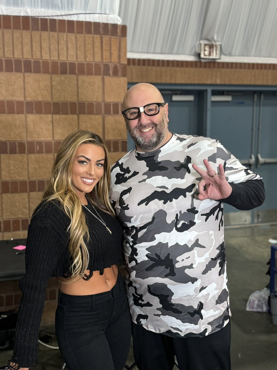 JumboChubby's tweet photo. @mandysacs thank you so much for coming to @WildKatSports https://t.co/XtnW0NmEVq