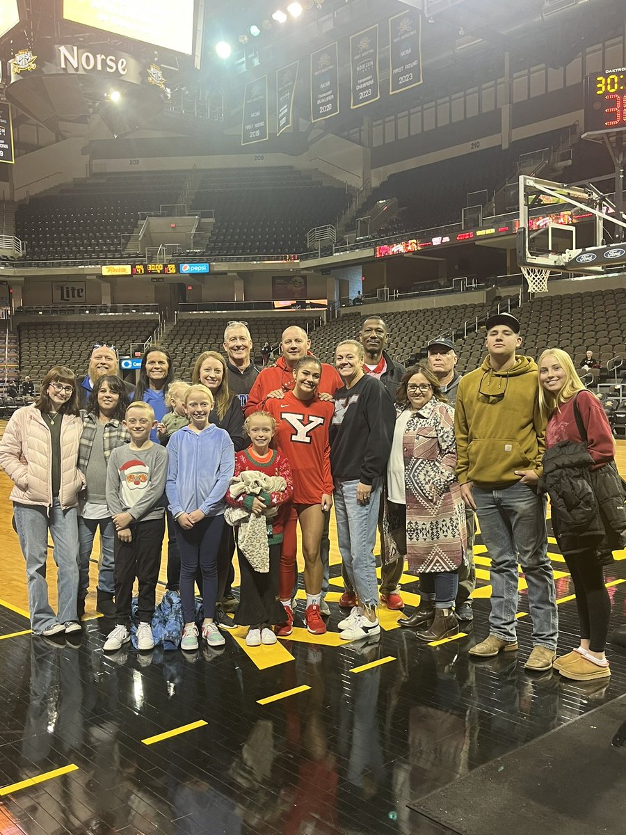 Hayden had a great group of people who came out to watch her game today. We are missing a few who left before the pic. Thanks for loving our girl❤️