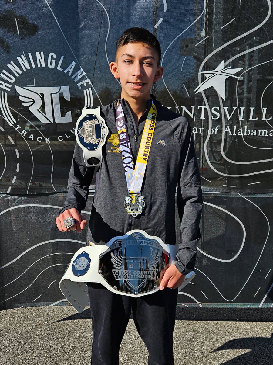 🎉 CONGRATS TO RUEL NEWBERRY ON HIS RUNNING LANE NATIONAL CHAMPIONSHIP! HISTORIC WAY TO CAP OFF HIS FRESHMAN SEASON 🏆
DISTRICT CHAMPION✅ 
STATE MEDALIST✅ 
FRESHAMAN XC NATIONAL RECORD✅ 
RUNNING LANE NATIONAL CHAMPION✅