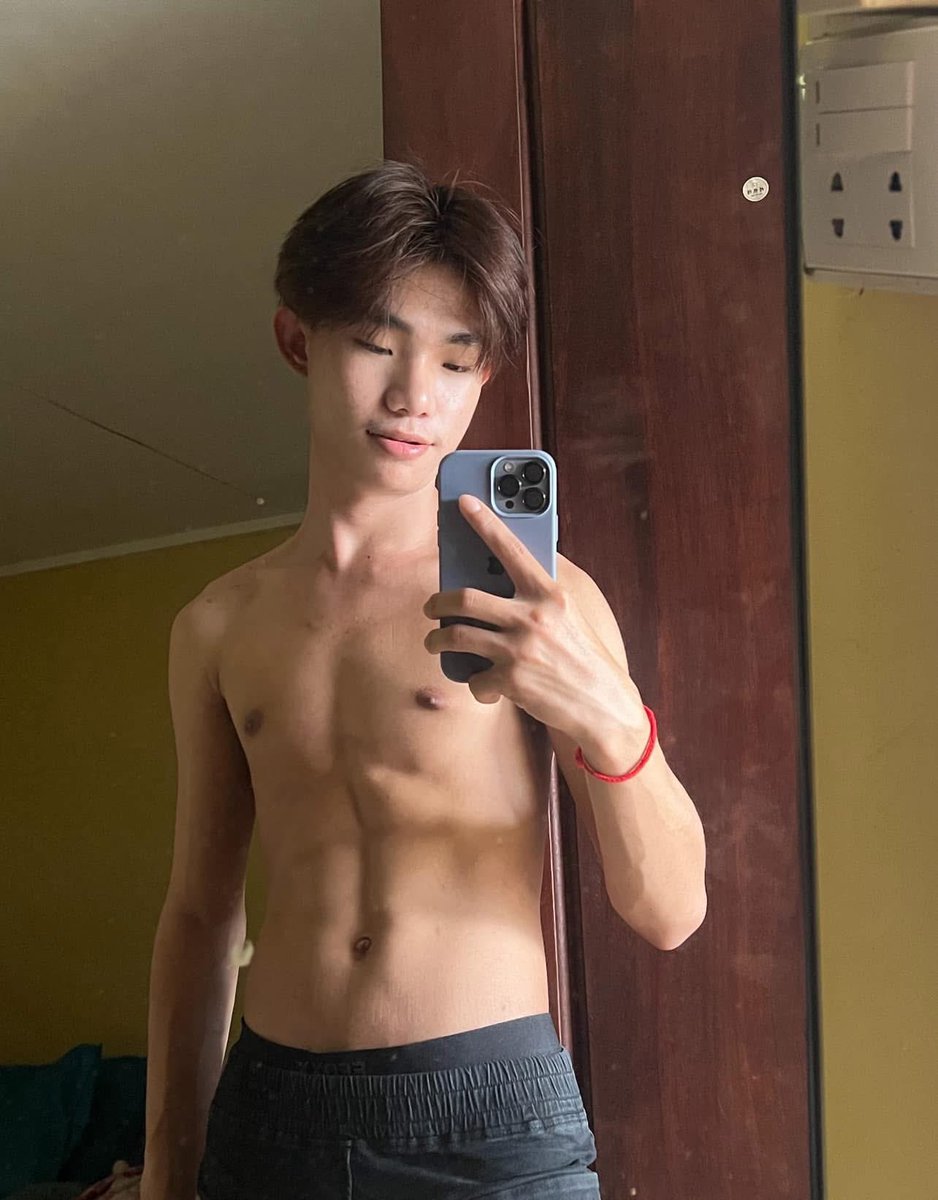 BrosTho21260047's tweet photo. អាចកក់បាន https://t.co/2qXGC5vlgV
