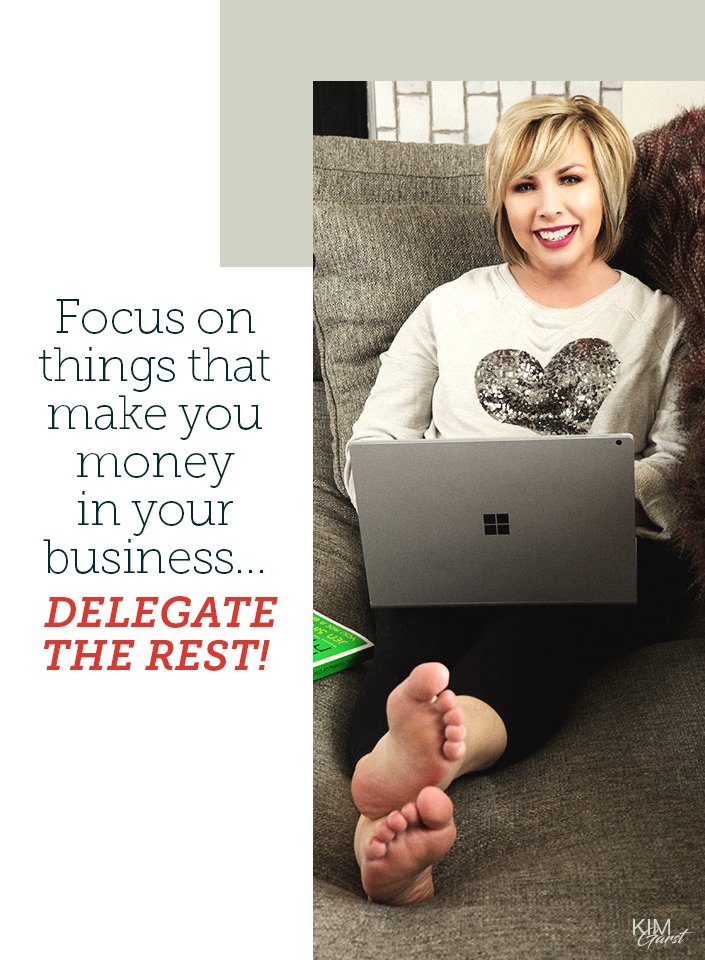 kimgarst's tweet photo. Delegate tasks that take up a huge chunk of your time so you can focus more on tasks that generate income! #PivotToFreedom https://t.co/IQvnHugGWc