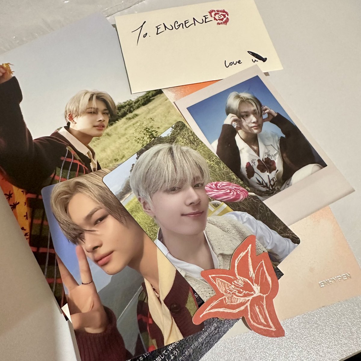 __cheesedogg's tweet photo. orange blood
engene ver (ni-ki)
unsealed
complete inclu (yes with photocards!)

₱250
di ko sure magkano bentahan pls bear with me *u*

wts lfb enhypen engene version niki https://t.co/54iY09ntHc