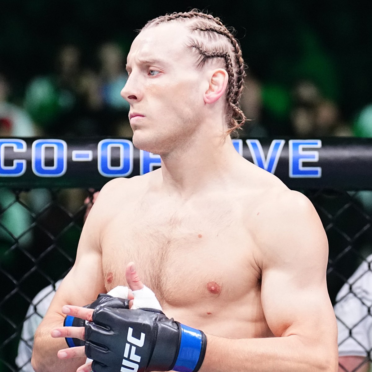 UFCEurope's tweet photo. Twinning 👯 #UFC310 

Alexander Volkov 🤝 Paddy Pimblett https://t.co/1Xsu9hd2HW